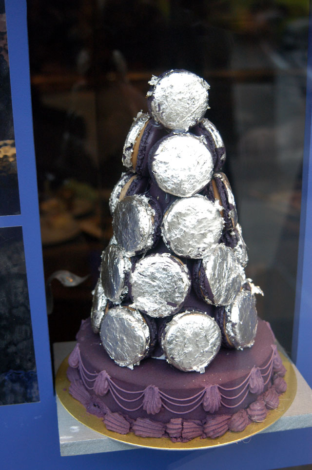 xmaswindow-2.JPG